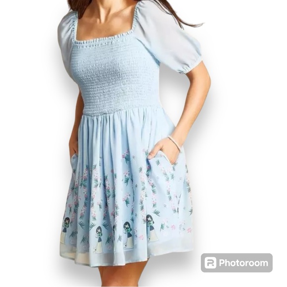 Her Universe Dresses & Skirts - Disney Princess Mulan Puff Sleeve Smock Dress